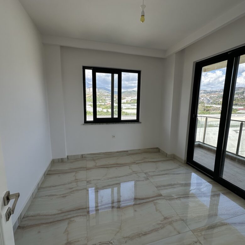 4+1 Apartment for Sale in KARGICAK, Alanya