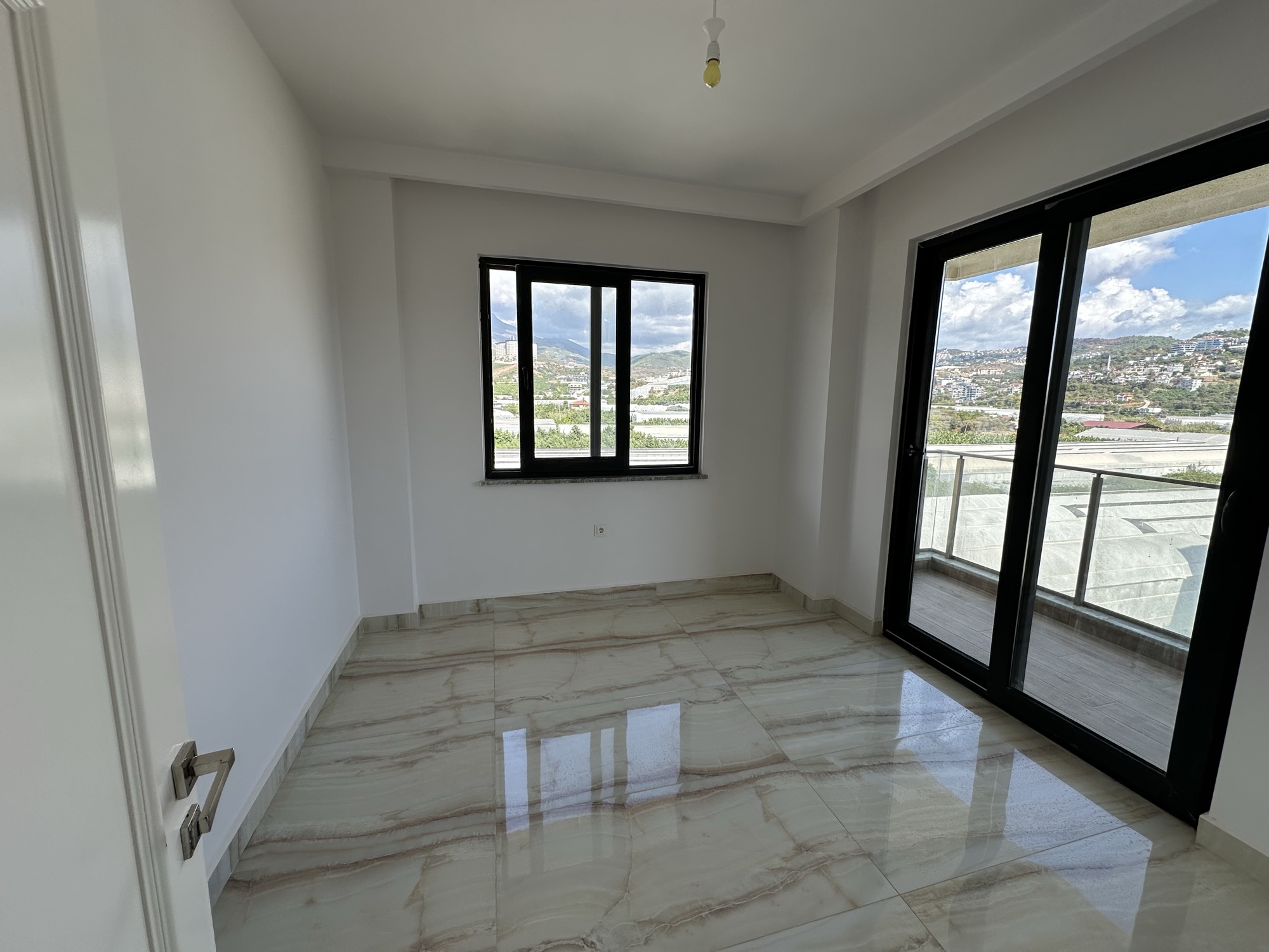 4+1 Apartment for Sale in KARGICAK, Alanya