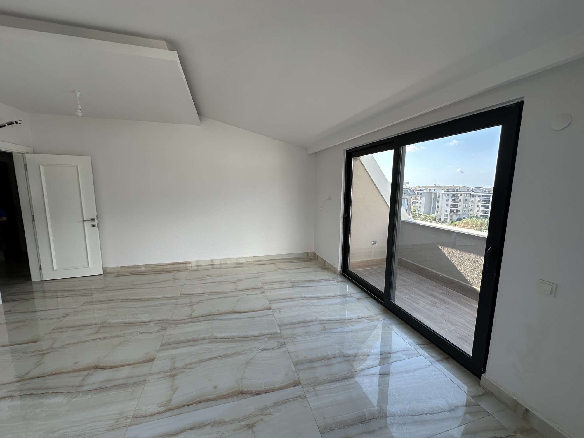4+1 Apartment for Sale in KARGICAK, Alanya