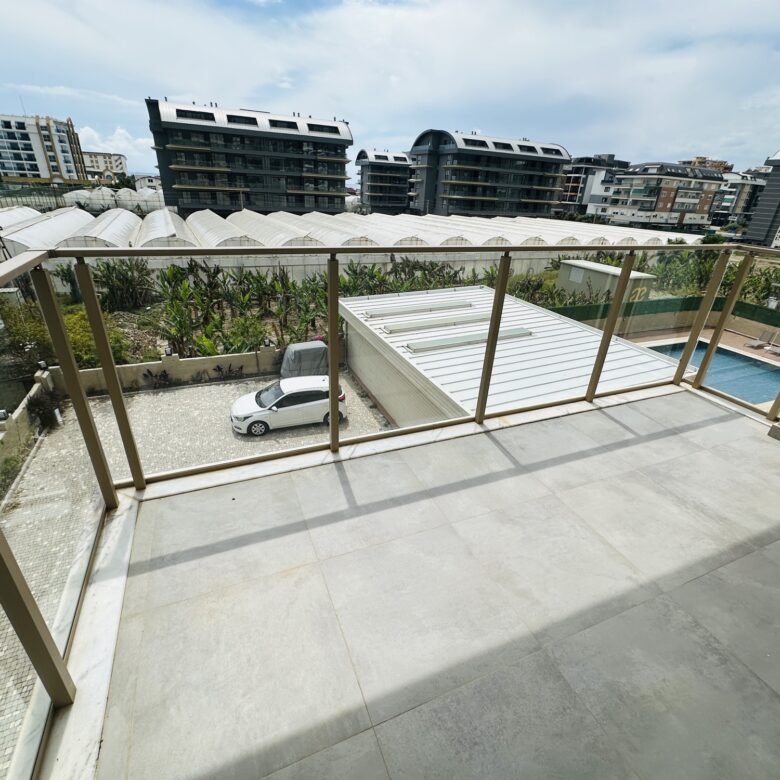 1+1 Apartment for Sale in KARGICAK, Alanya