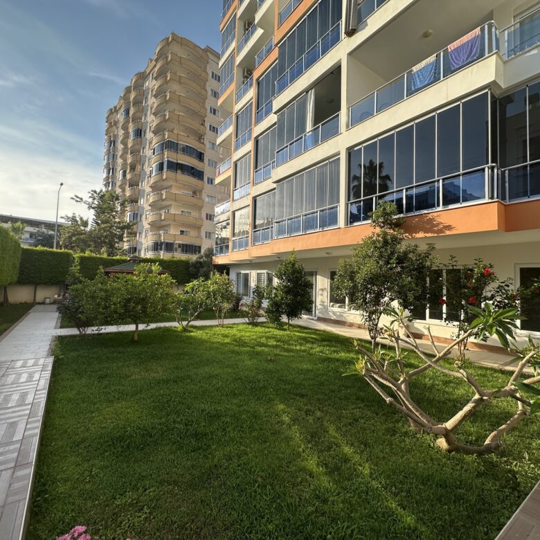 1+1 Apartment for Sale in MAHMUTLAR, Alanya