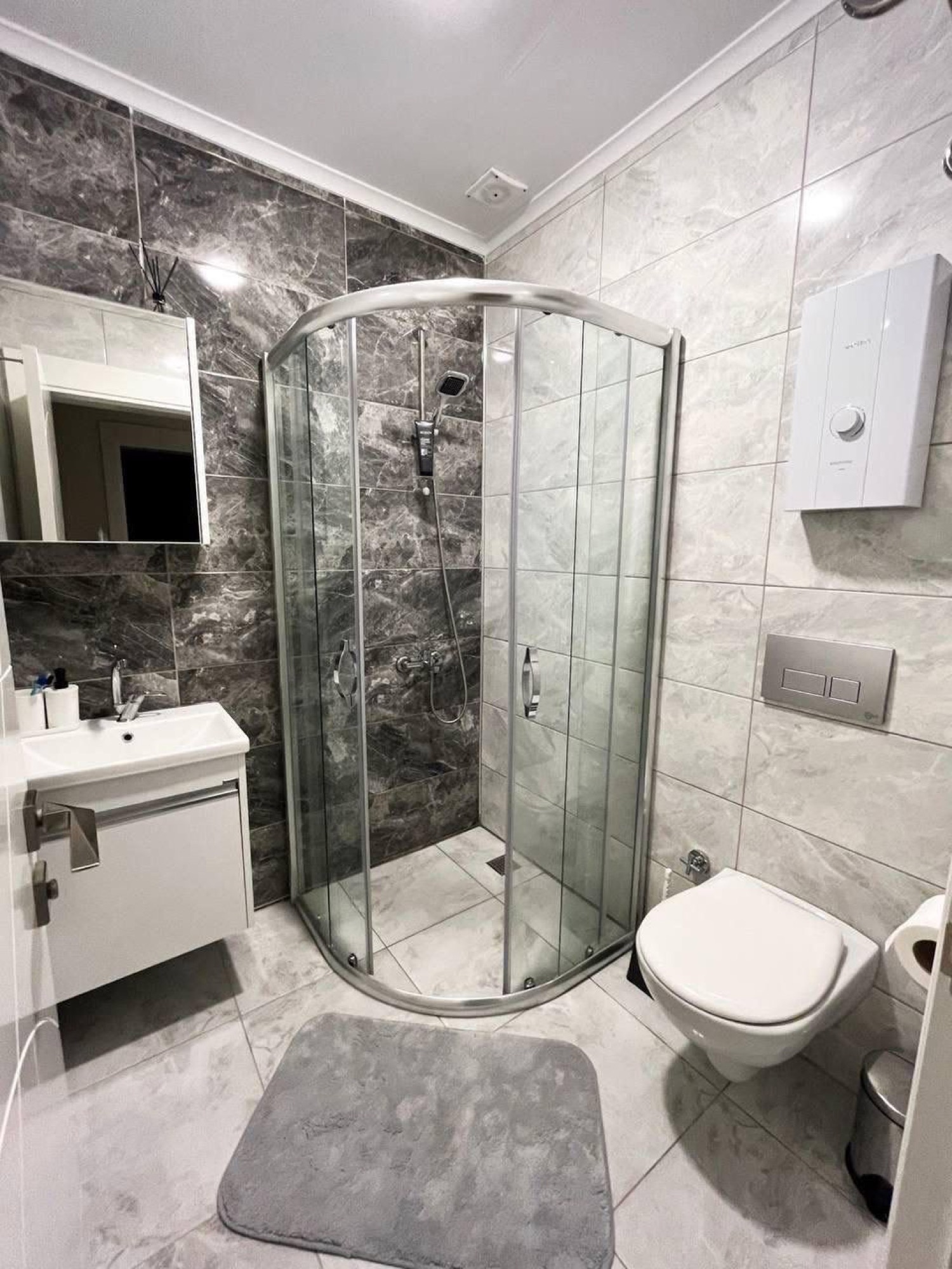 1+1 Apartment for Sale in MAHMUTLAR, Alanya
