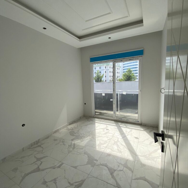 1+1 Apartment for Sale in MAHMUTLAR, Alanya