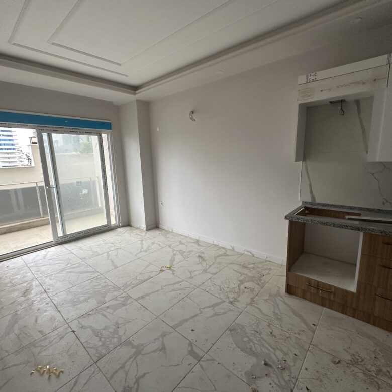 1+1 Apartment for Sale in MAHMUTLAR, Alanya
