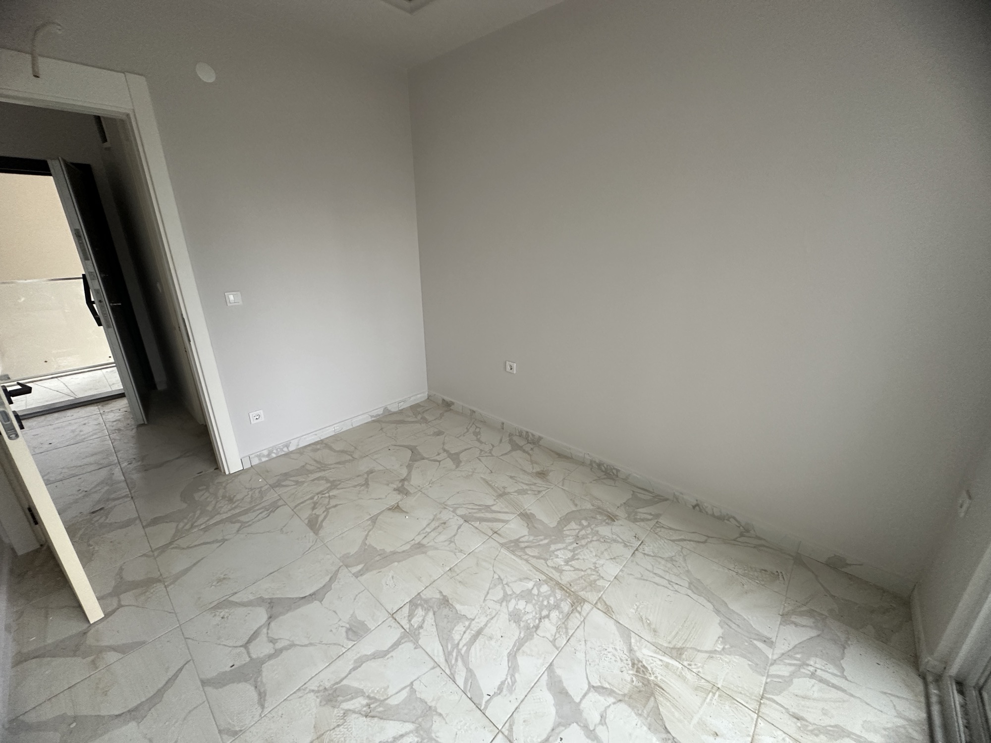 1+1 Apartment for Sale in MAHMUTLAR, Alanya
