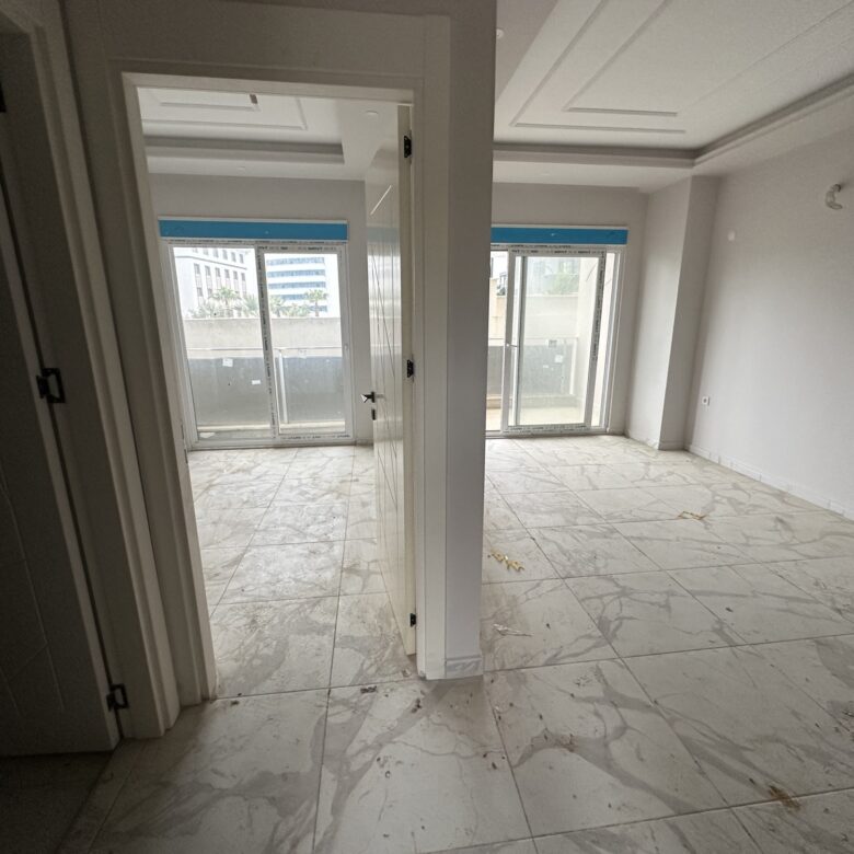 1+1 Apartment for Sale in MAHMUTLAR, Alanya