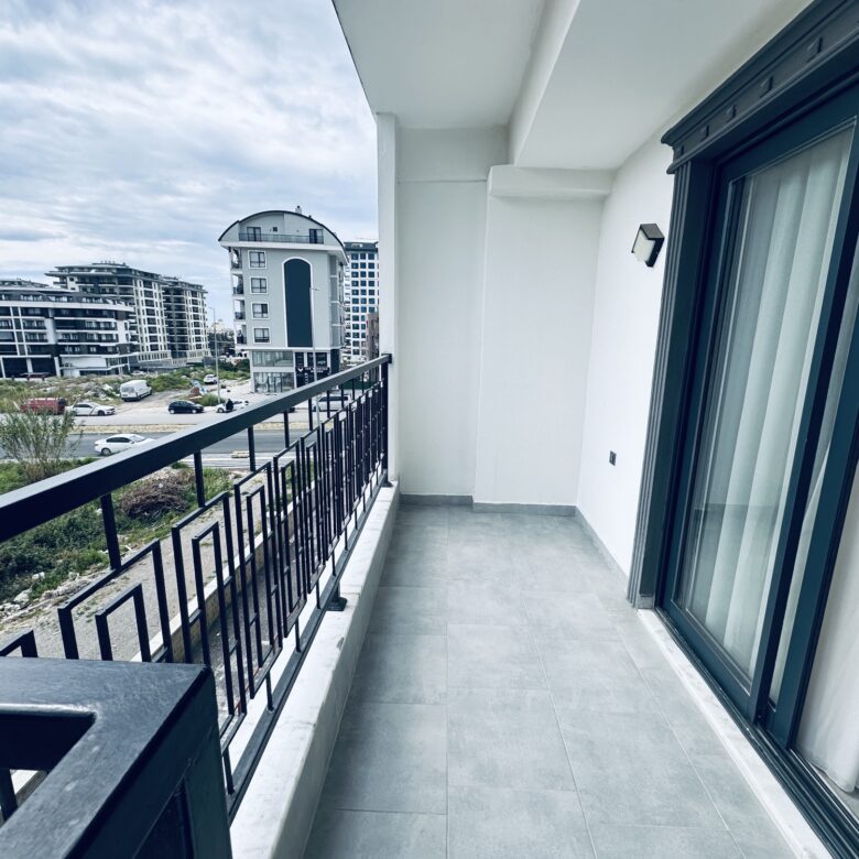 1+1 Apartment for Sale in MAHMUTLAR, Alanya