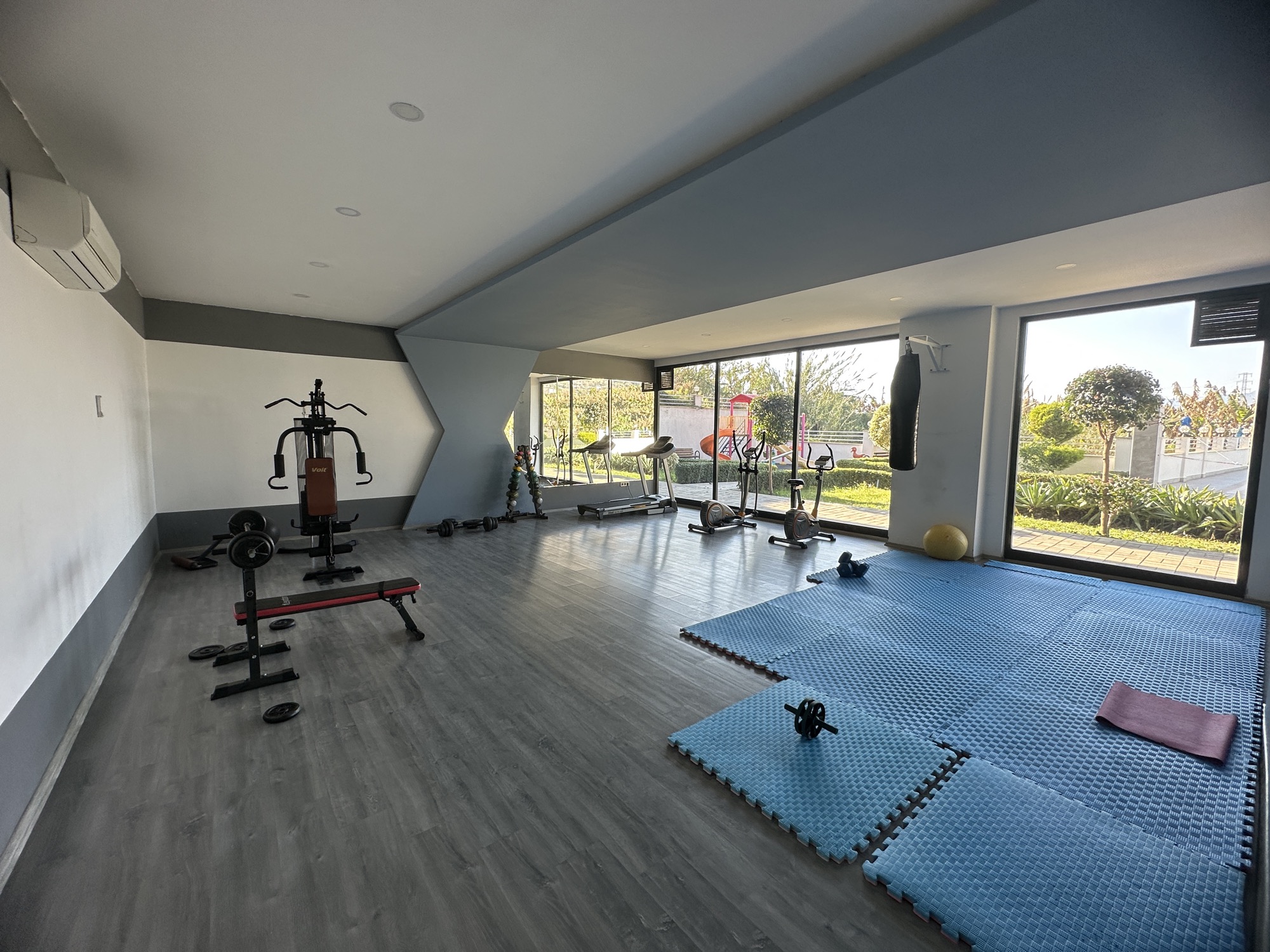 1+1 Apartment for Sale in MAHMUTLAR, Alanya