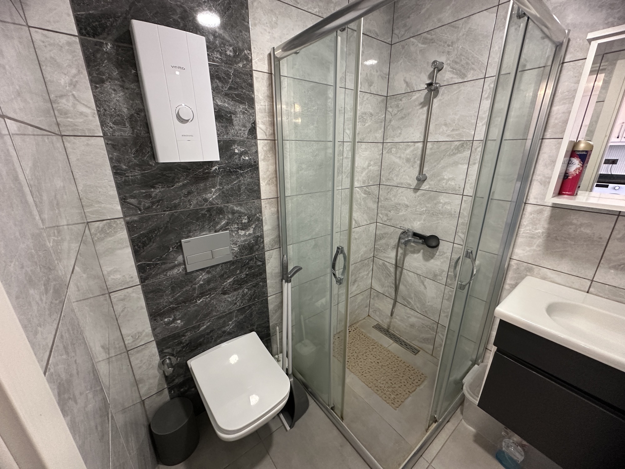 1+1 Apartment for Sale in MAHMUTLAR, Alanya