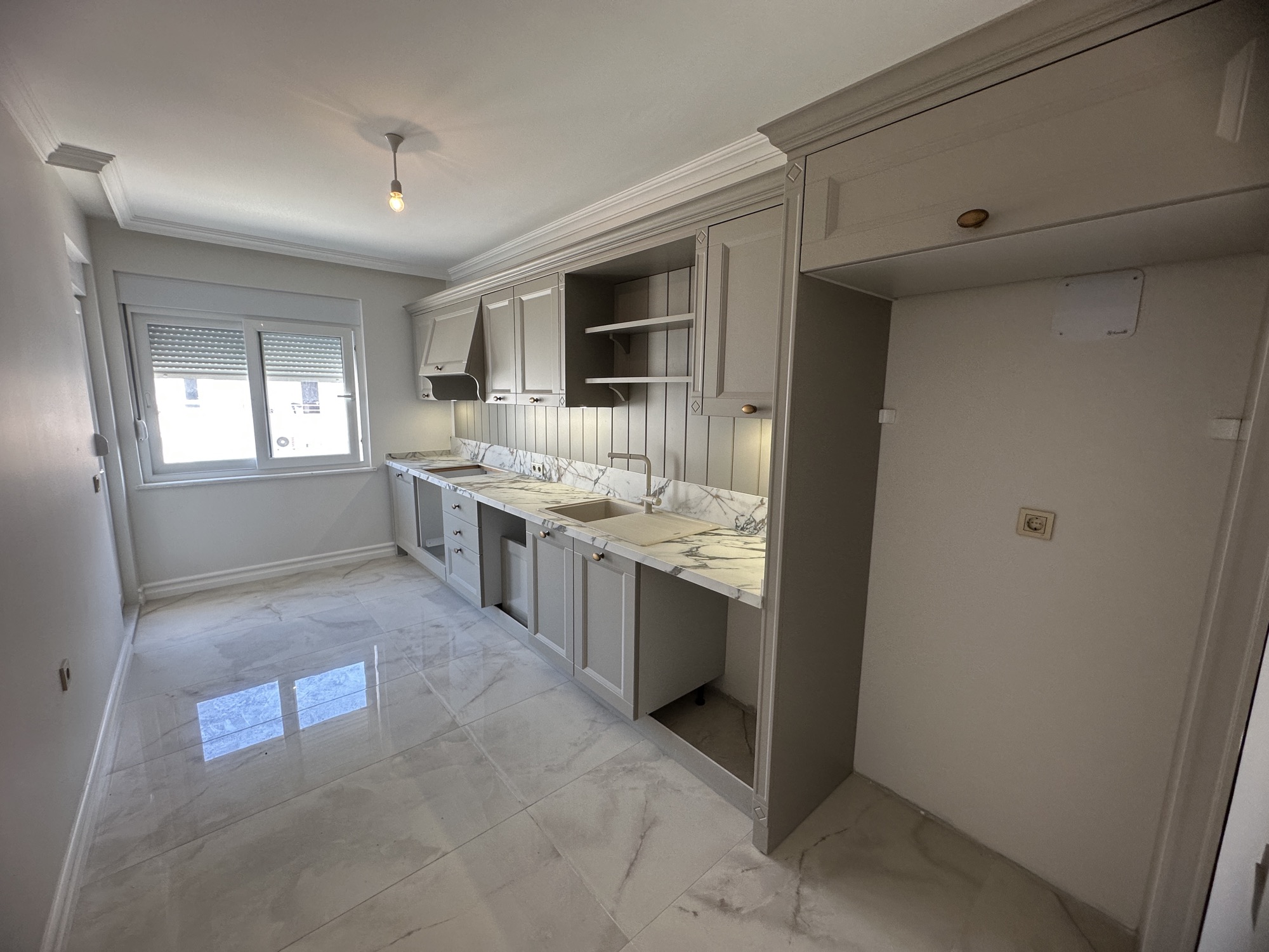 2+1 Apartment for Sale in MAHMUTLAR, Alanya