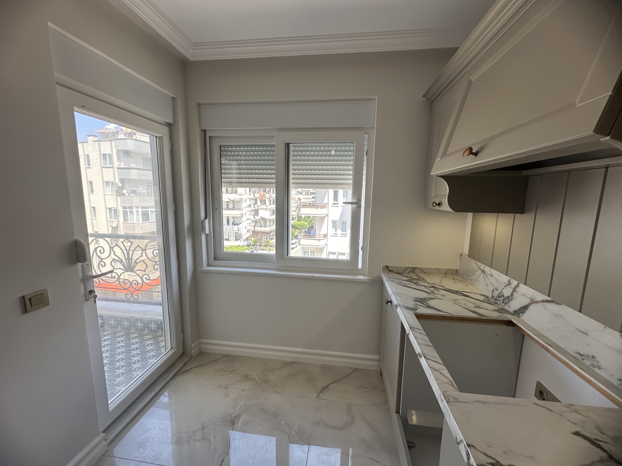 2+1 Apartment for Sale in MAHMUTLAR, Alanya