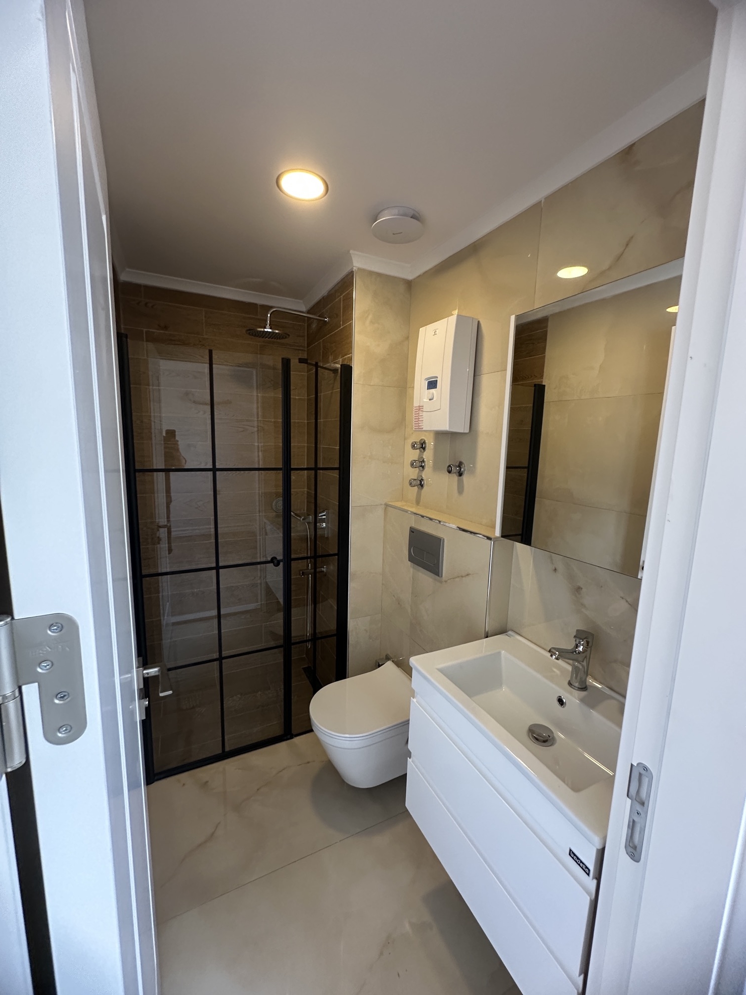 2+1 Apartment for Sale in MAHMUTLAR, Alanya