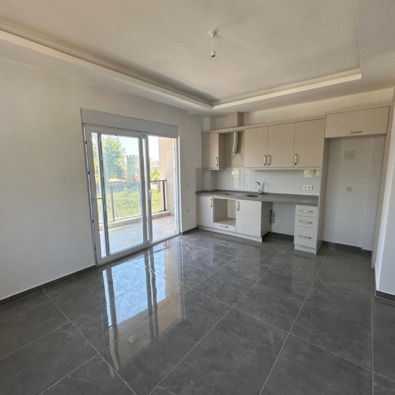 1+1 Apartment for Sale in MAHMUTLAR, Alanya