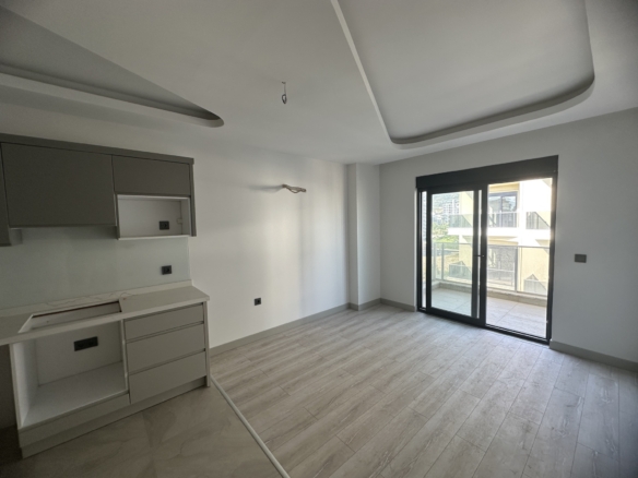 1+1 Apartment for Sale in MAHMUTLAR, Alanya