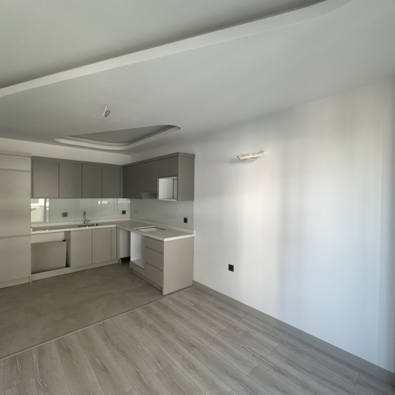 1+1 Apartment for Sale in MAHMUTLAR, Alanya