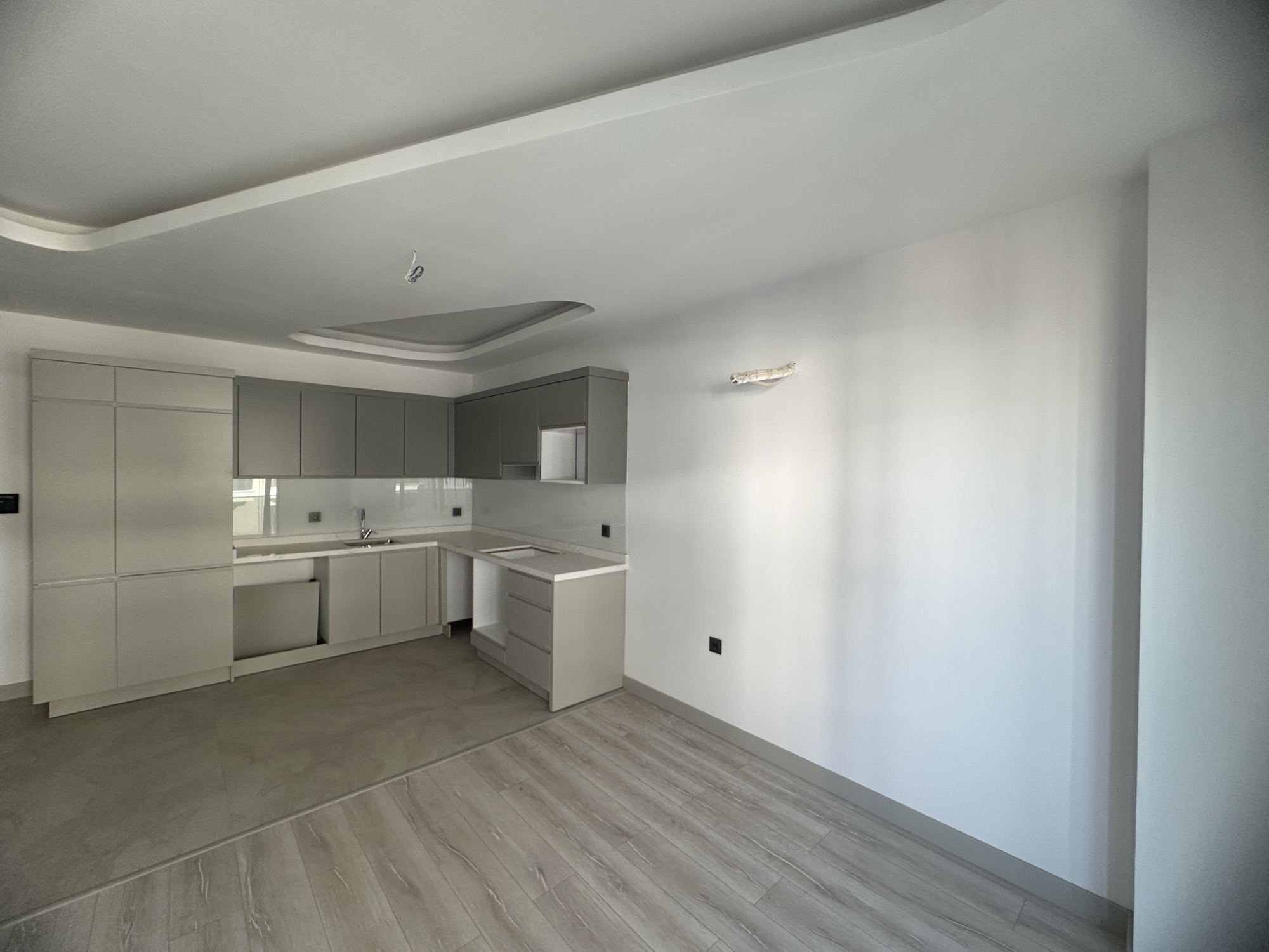 1+1 Apartment for Sale in MAHMUTLAR, Alanya