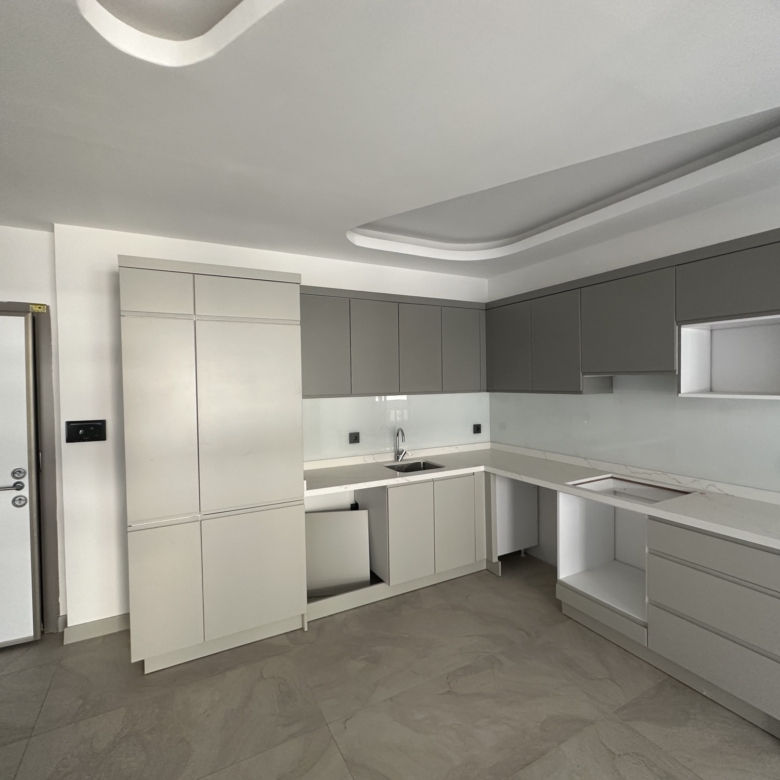 1+1 Apartment for Sale in MAHMUTLAR, Alanya