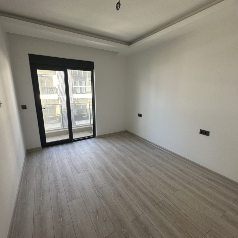 1+1 Apartment for Sale in MAHMUTLAR, Alanya