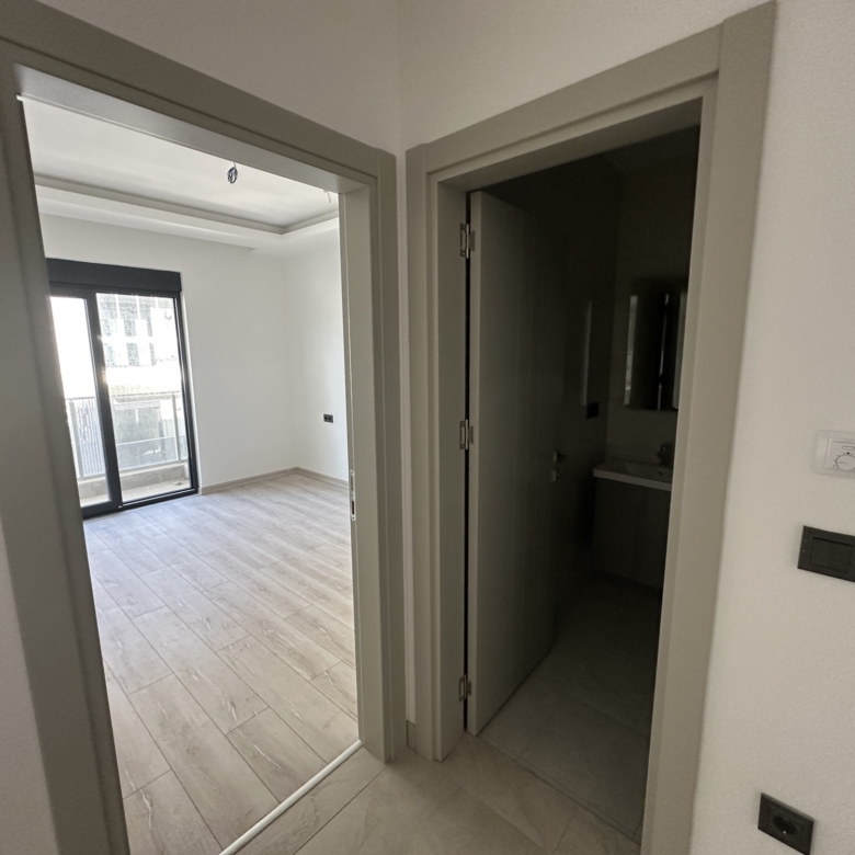 1+1 Apartment for Sale in MAHMUTLAR, Alanya