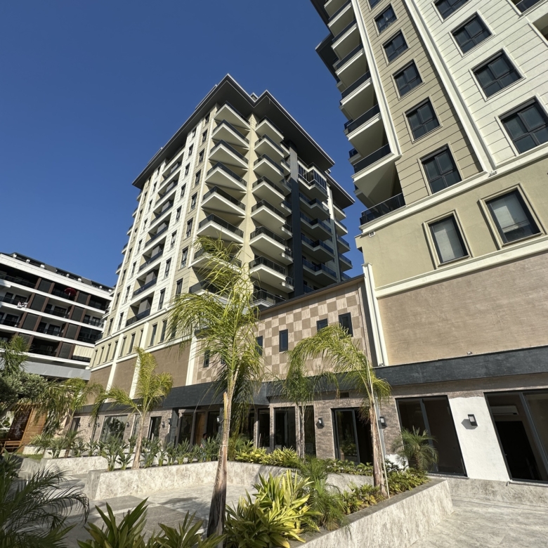 1+1 Apartment for Sale in MAHMUTLAR, Alanya